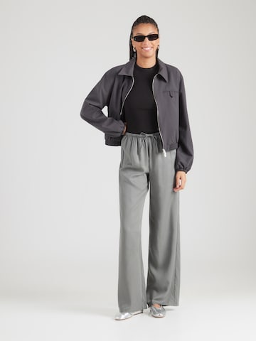 Tally WeijlLoosefit Hlače - siva boja