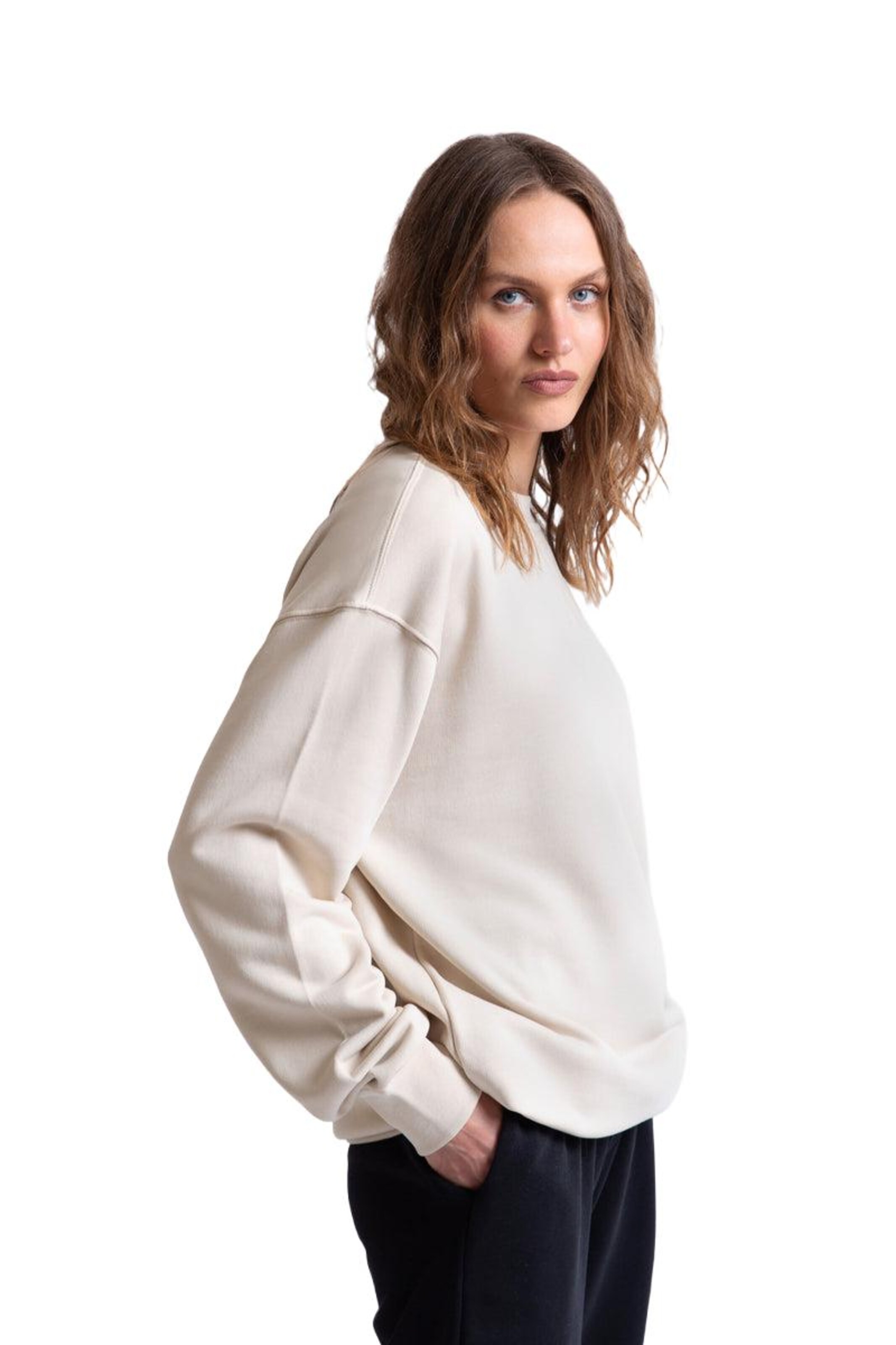 UNIQVIBE Sweatshirt in Beige