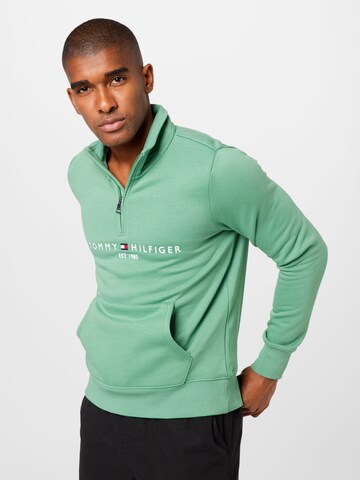 Sweat-shirt TOMMY HILFIGER en vert : devant