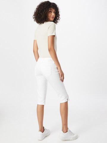 Coupe slim Jean 'GEN' Pepe Jeans en blanc