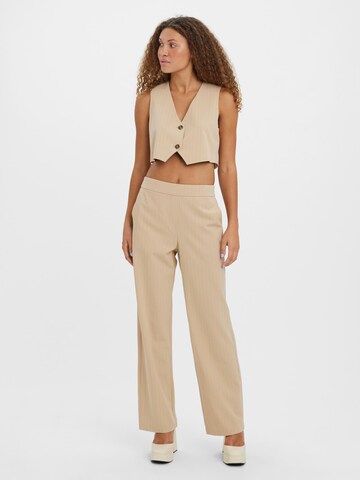 VERO MODA Loosefit Byxa 'LISCOOKIE' i beige