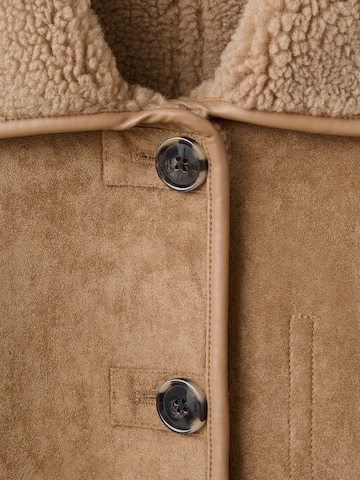 Manteau d’hiver 'Dune' MANGO en marron