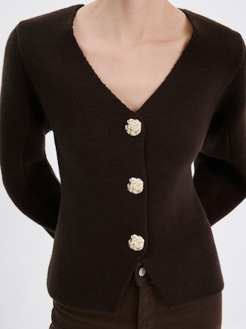 MANGO Strickjacke 'Gaudi' in Braun