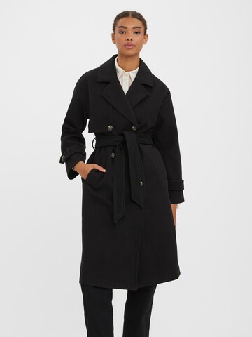VERO MODA Ανοιξιάτικο και φθινοπωρινό παλτό 'Fortune' σε μαύρο: μπροστά