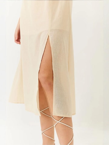 Bianco Lucci Kleid in Beige