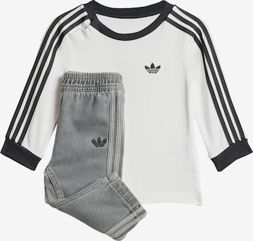 ADIDAS ORIGINALS Jogging ruhák - fehér: elől