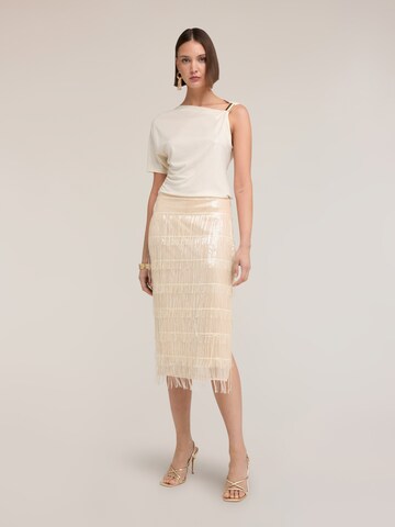 Jupe MOTIVI en beige : devant
