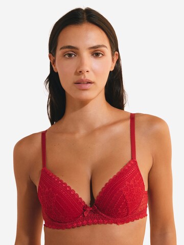 ETAM Push-up N°2 – Tief ausgeschnittener Push-up-BH 'Panama' in Rot: Vorderseite