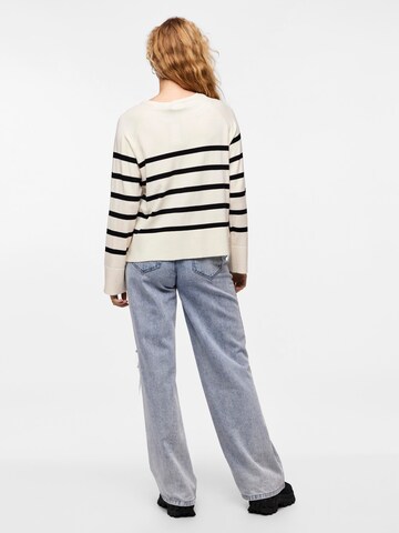 PIECES - Pullover 'SIA' em branco