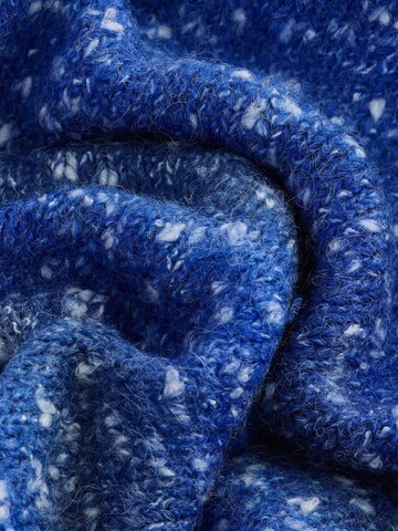 Next Pullover in Blau