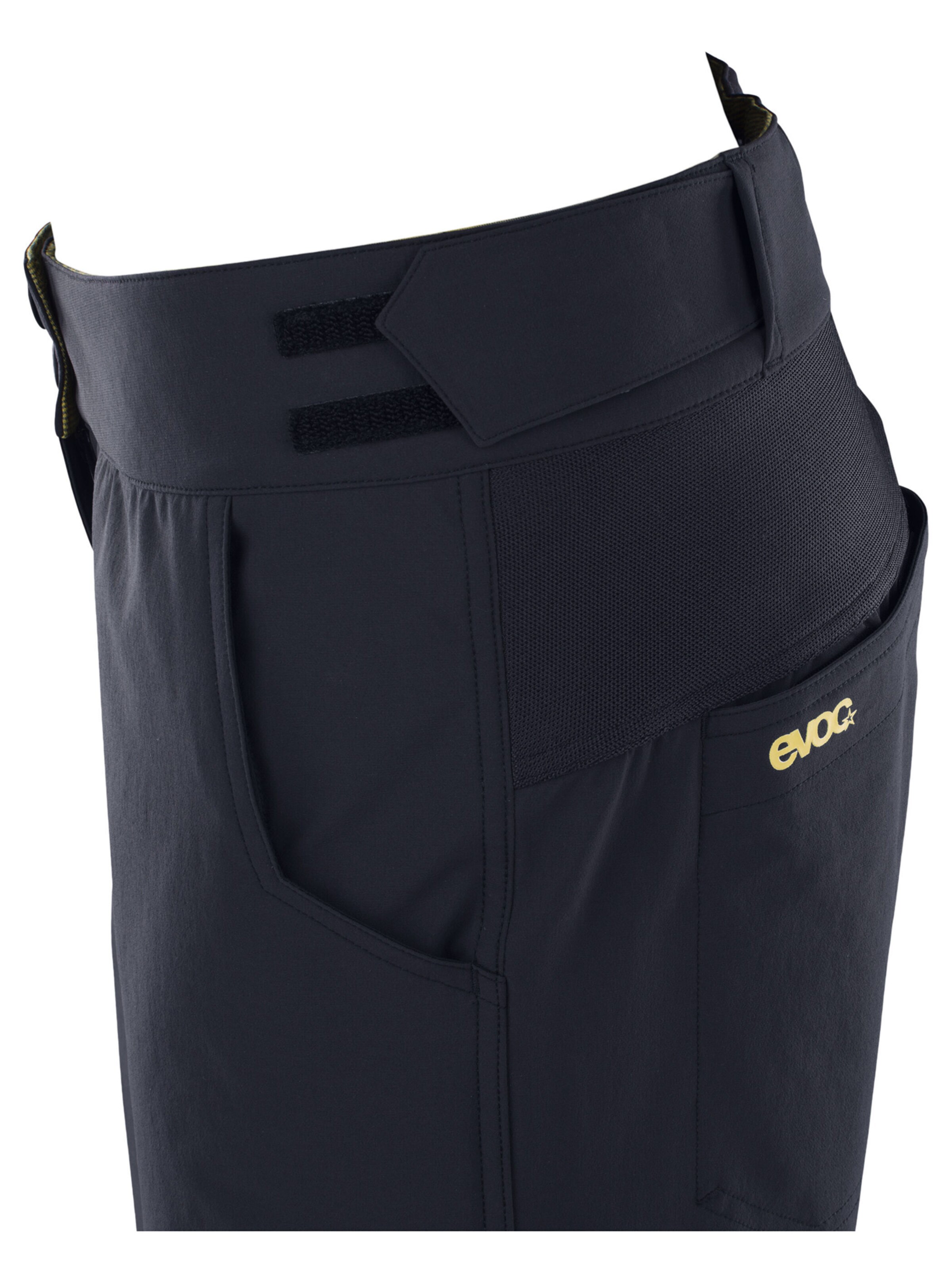 EVOC Regular Shorts in Schwarz