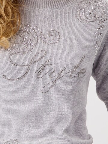 monari Pullover in Grau
