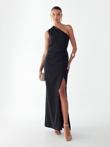 BWLDRVečernja haljina 'ROBIN' - crna boja