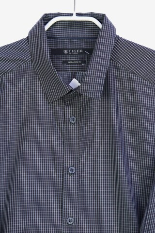 Tiger of Sweden Button Up Shirt in L in Grey