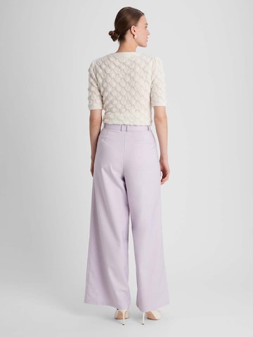 GUIDO MARIA KRETSCHMER FOR BRIDGERTON Wide Leg Bukser med lægfolder 'Kate' i lilla
