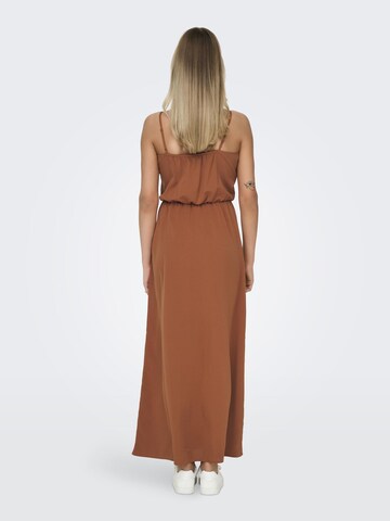 Robe ONLY en marron