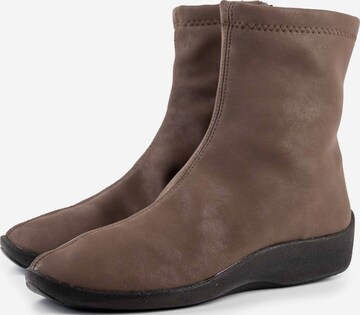 Arcopedico Ankle Boots in Brown