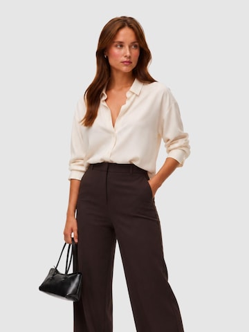 regular Pantaloni '10351038' di VERO MODA in marrone