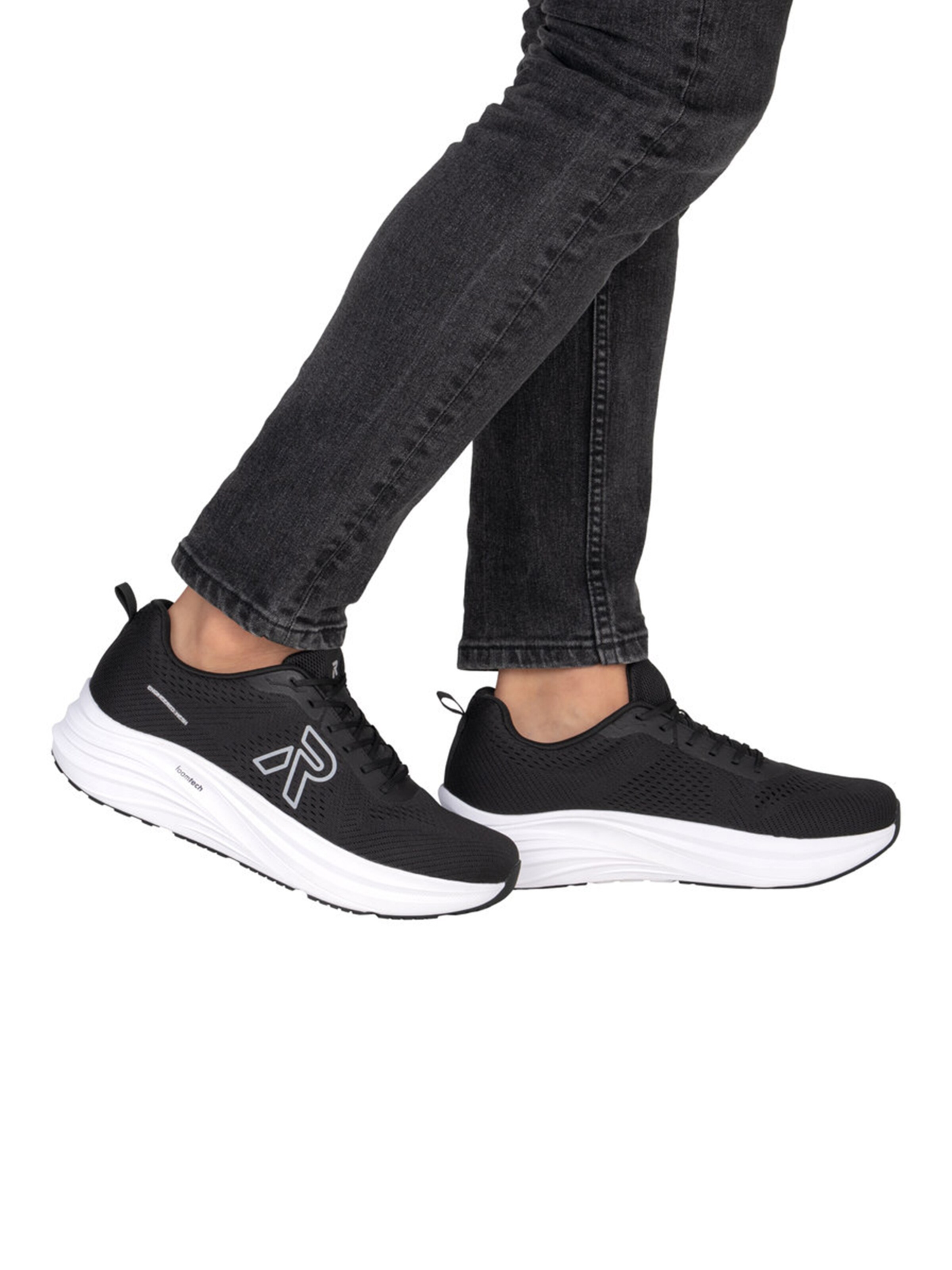 Baskets basses Rieker Sport en noir