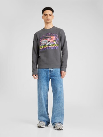 Superdry Sweatshirt 'Motor' i grå