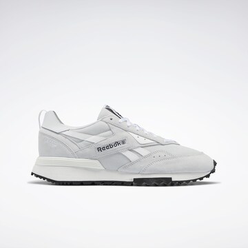 Sneaker bassa ' LX 2200  ' di Reebok in grigio