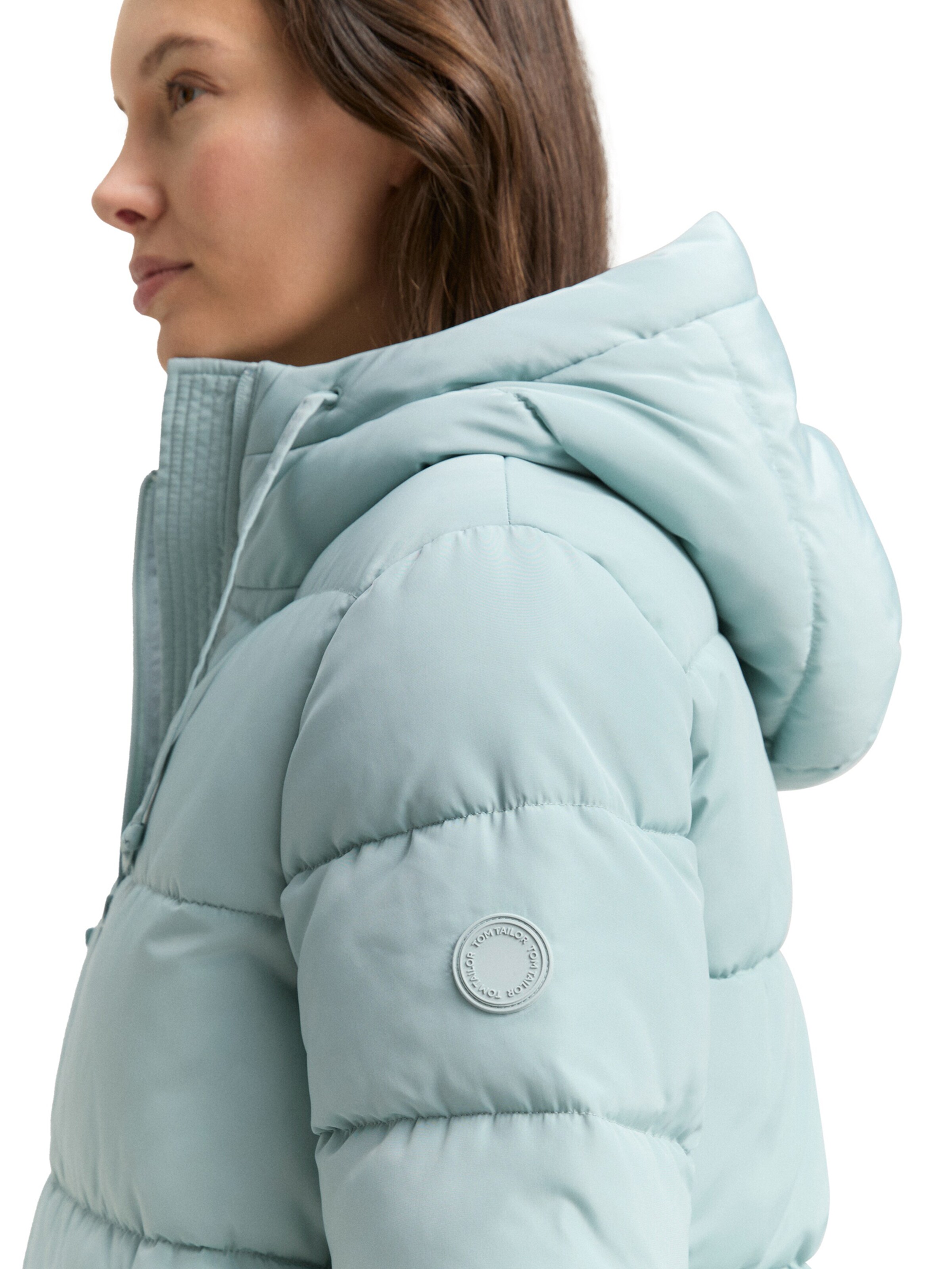 TOM TAILOR Зимнее пальто в Зеленый