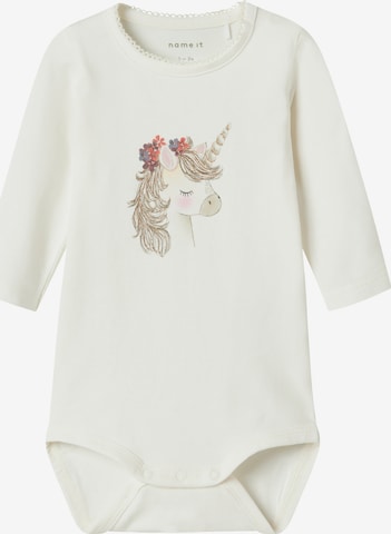 Salopetă/Body 'NBFNICORN' de la NAME IT pe alb: față
