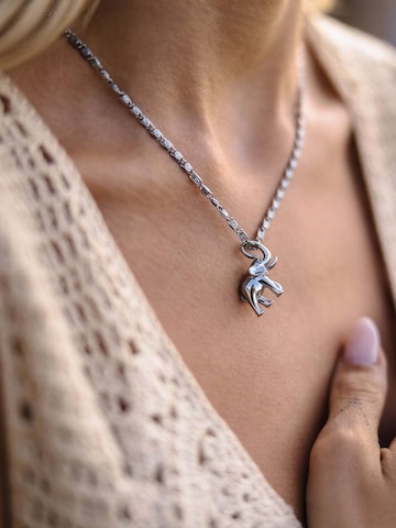 Ciondolo 'Flowing Strength Elefant' di PURELEI in argento