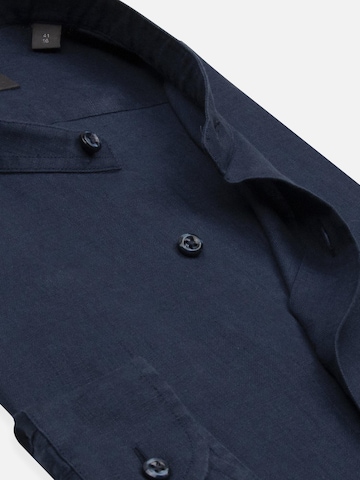 Slim fit Camicia business 'Caravaggio Essentials Linen Man Shirt Light Blue' di 7Camicie in blu
