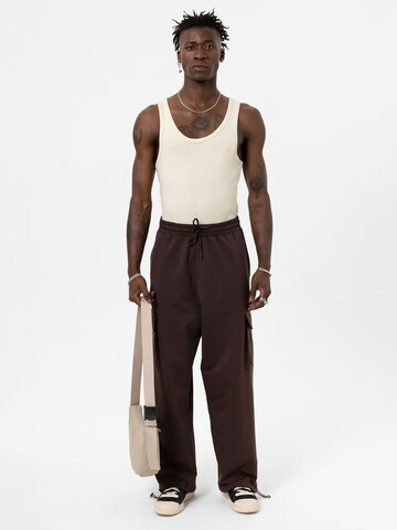 Loosefit Pantaloni cargo 'Dutchman’s Pipe' di VAMOS CLO in marrone