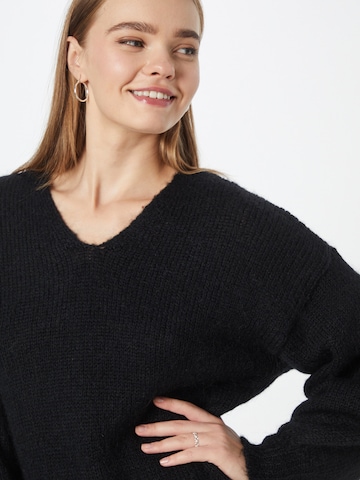 Y.A.S Sweater in Black