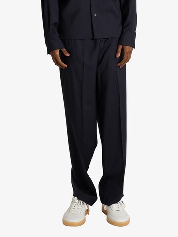 COSTUMEIN Loose fit Pants in Blue: front