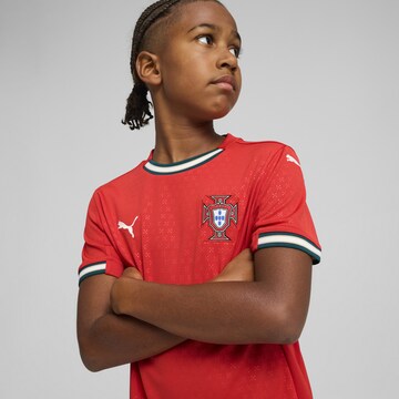 PUMA - Camisa funcionais 'Portugal 2025' em vermelho