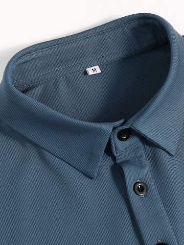 ALLTHEMEN Shirt 'Lufthauch' in Blue