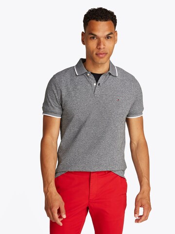 TOMMY HILFIGER Μπλουζάκι σε μαύρο: μπροστά