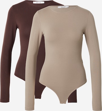 ABOUT YOU - Body camiseta 'Lulu' en marrón: frente