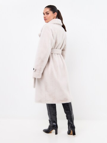 CESARE GASPARI Winter coat in Beige