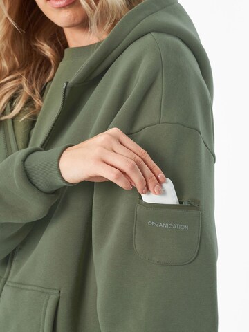 Organication Sweatjacke in Grün