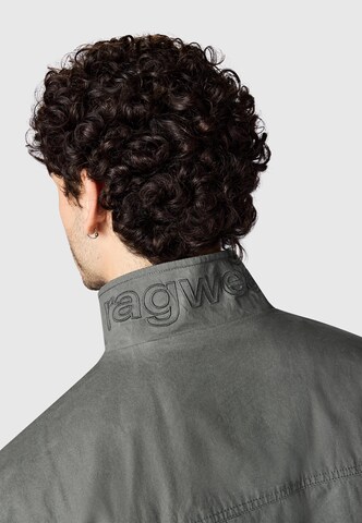 Veste mi-saison 'Murpho' Ragwear en gris