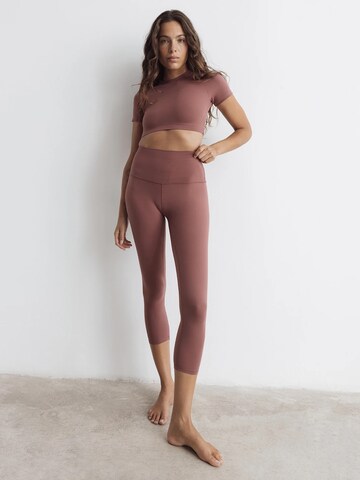 MyLibi Skinny Leggings in Red