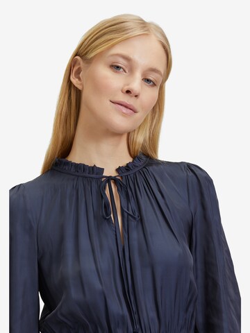 Robe de cocktail Vera Mont en bleu