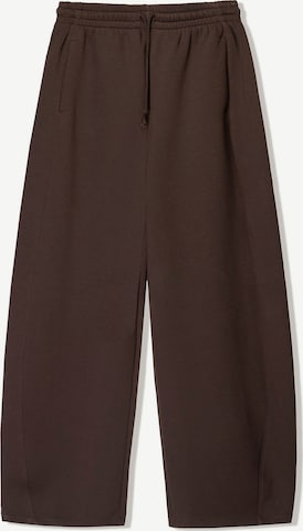 Bershka Trousers in Brown: front