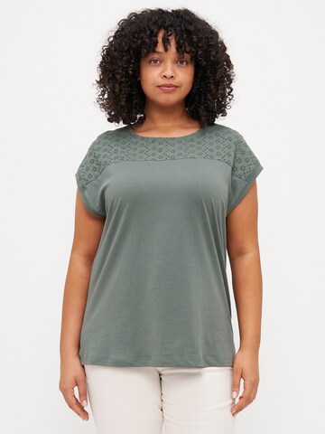 Vero Moda Curve T-Shirt 'VMCKAYA' in Grün: Vorderseite