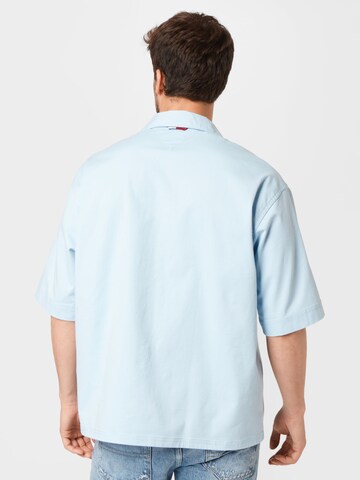 Tommy Jeans Comfort fit Button Up Shirt in Blue