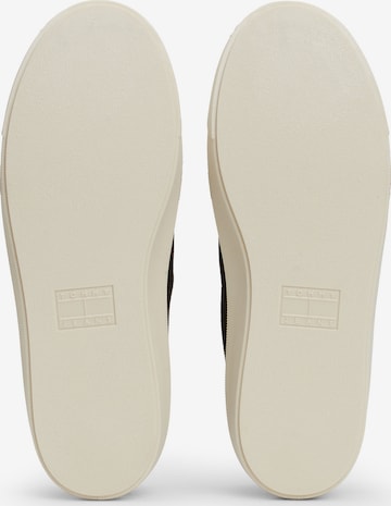 TOMMY HILFIGER Slip On in Schwarz