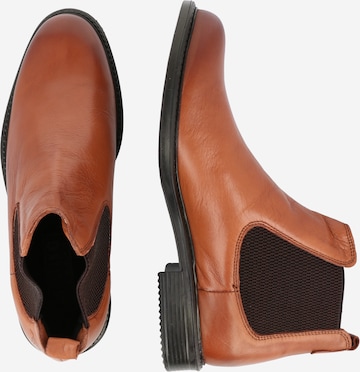 MUSTANG Chelsea boots in Brown