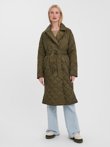 VERO MODA Ανοιξιάτικο και φθινοπωρινό παλτό 'KENNEDY' σε πράσινο: μπροστά