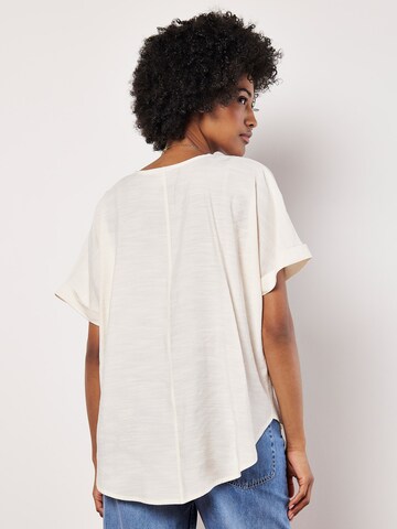 Chemisier Apricot en blanc
