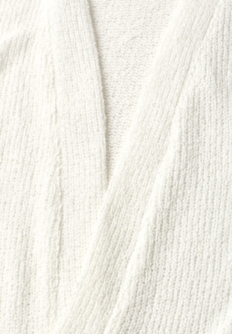 STREET ONE Strickjacke in Weiß