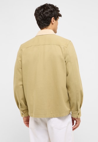 MUSTANG Comfort fit Button Up Shirt 'Dayton' in Green